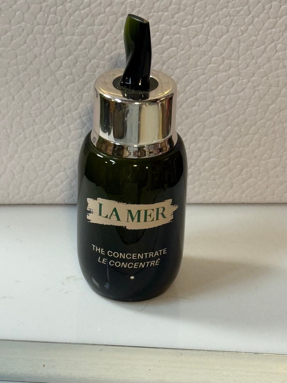 La Mer Mini 15mL The Concentrate Serum for Barrier Repair & Hydration-NEW no box